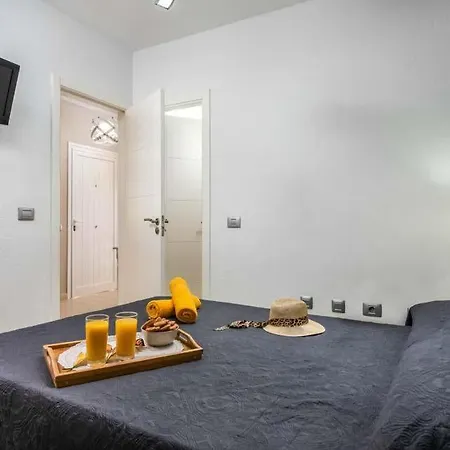 Playa De Fanabe Sleeps 6 With Pool Air Con And Wifi Villa Costa Adeje (Tenerife)