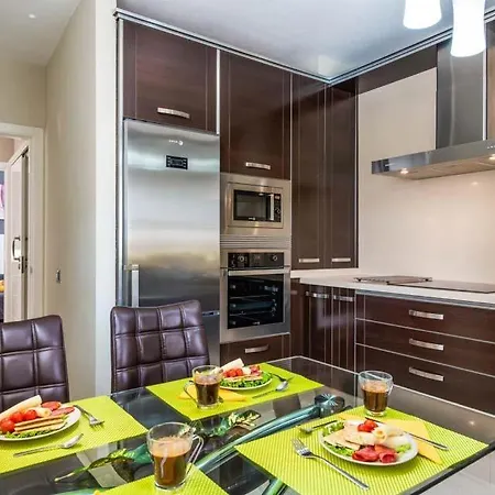 Playa De Fanabe Sleeps 6 With Pool Air Con And Wifi Costa Adeje (Tenerife)