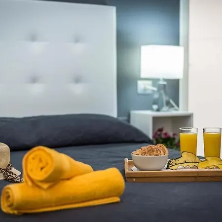 Playa De Fanabe Sleeps 6 With Pool Air Con And Wifi Costa Adeje (Tenerife)