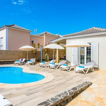 Playa De Fanabe Sleeps 6 With Pool Air Con And Wifi Villa *