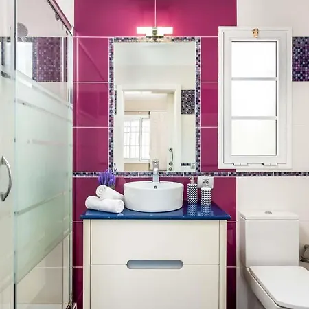 Playa De Fanabe Sleeps 6 With Pool Air Con And Wifi *